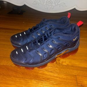Men’s Nike Vapormax Navy Blue and red
